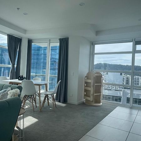 Harbor View Two Bedroom Apartment At Pinnacle Wellington Exterior photo