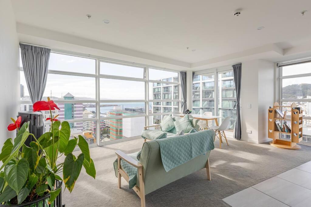 Harbor View Two Bedroom Apartment At Pinnacle Wellington Exterior photo
